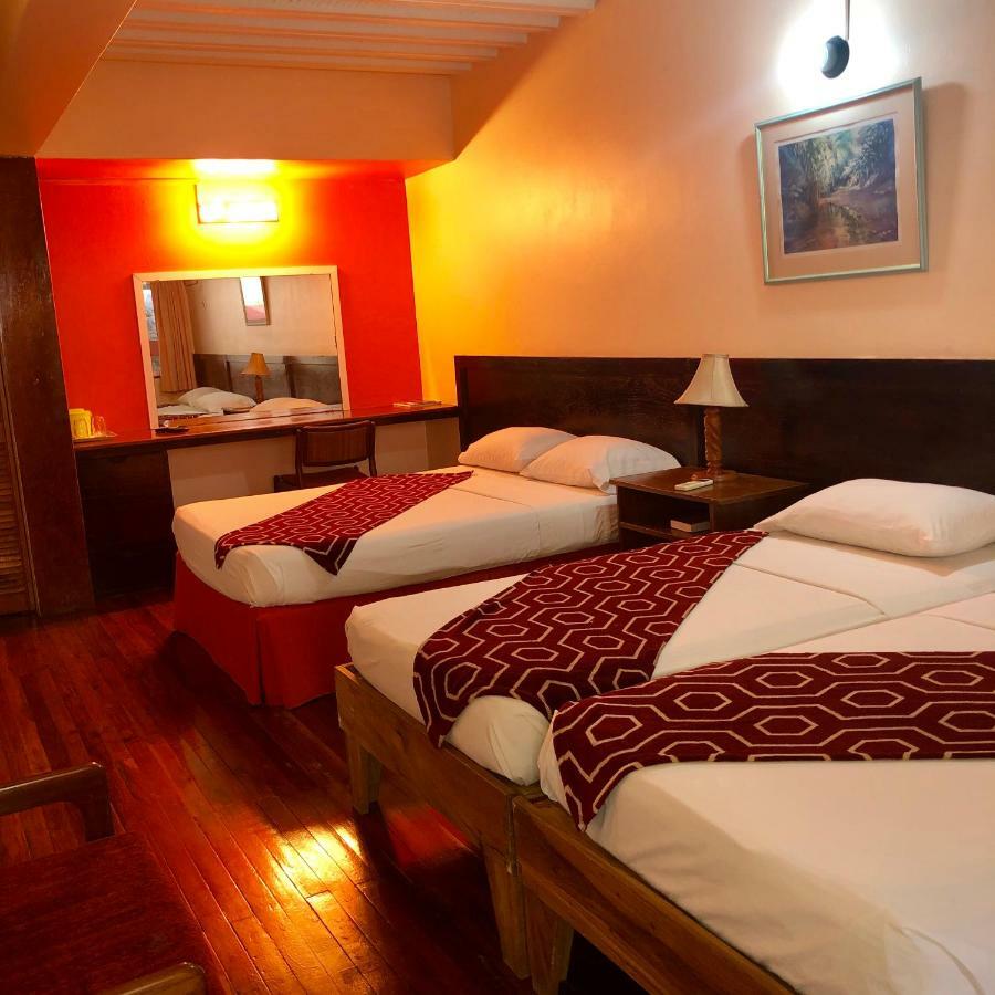Monique'S Guest House Maraval Dış mekan fotoğraf